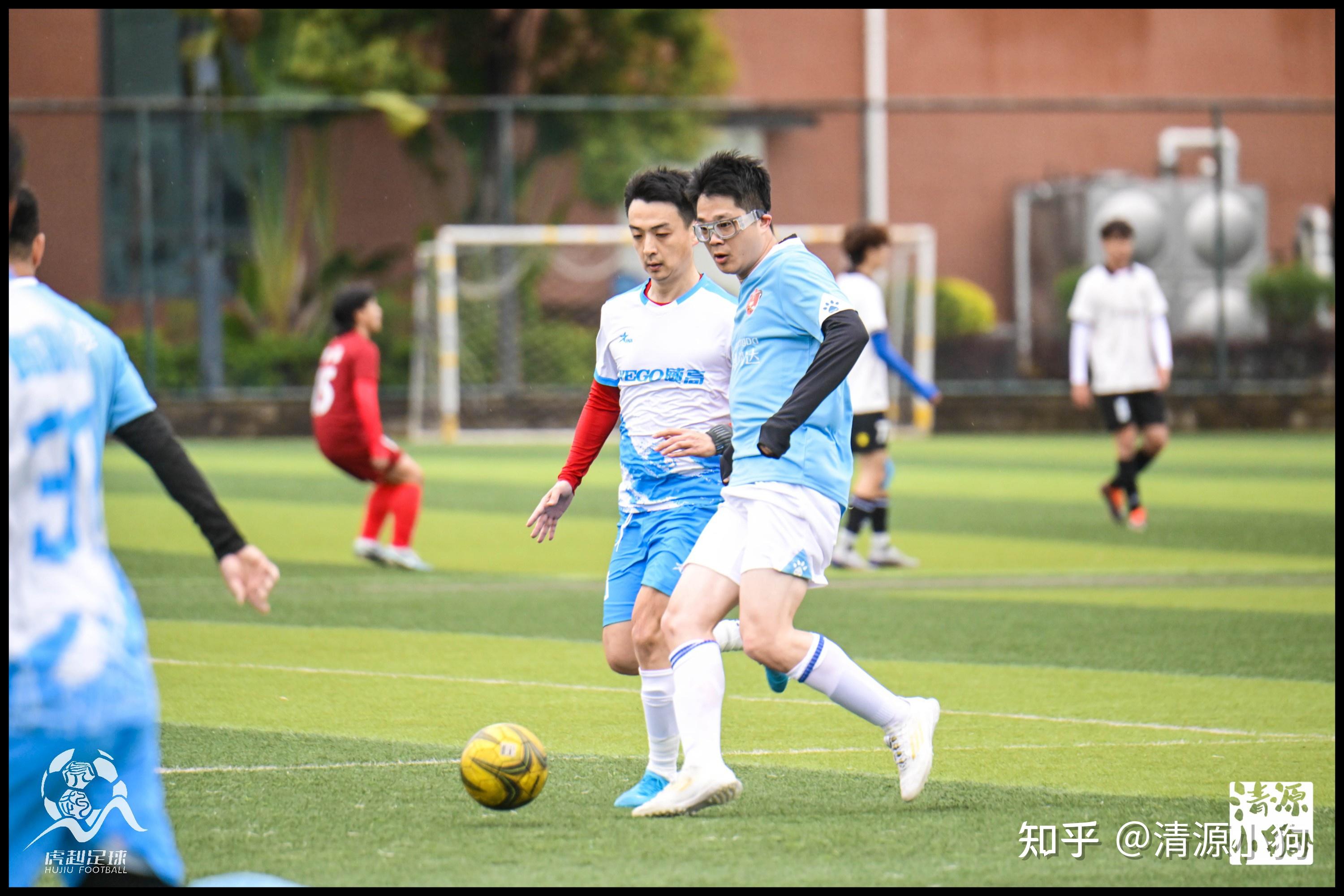 蜂鸟电竞-关于足球友谊赛上演强强对话，岭北霹雳队强势横扫瓯越天虎队，多点开花奏效；主场山呼海啸的信息