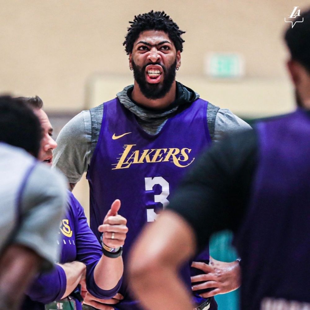 蜂鸟-Faker赛事官方发布爆冷新规，湖人争议不断！的简单介绍